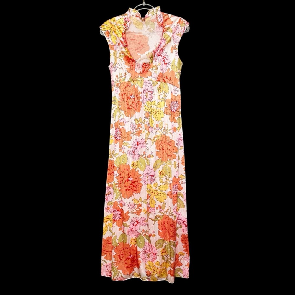 Vintage 70s VANITY FAIR Floral Long Nightgown Size 36‎ NYLON Maxi Dress Silky